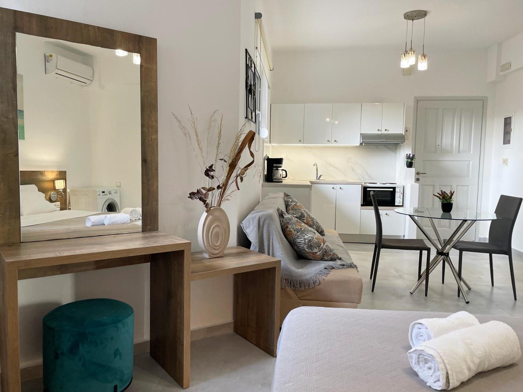Sunset Seaside Apartments & Studios Rethymno  Exterior photo